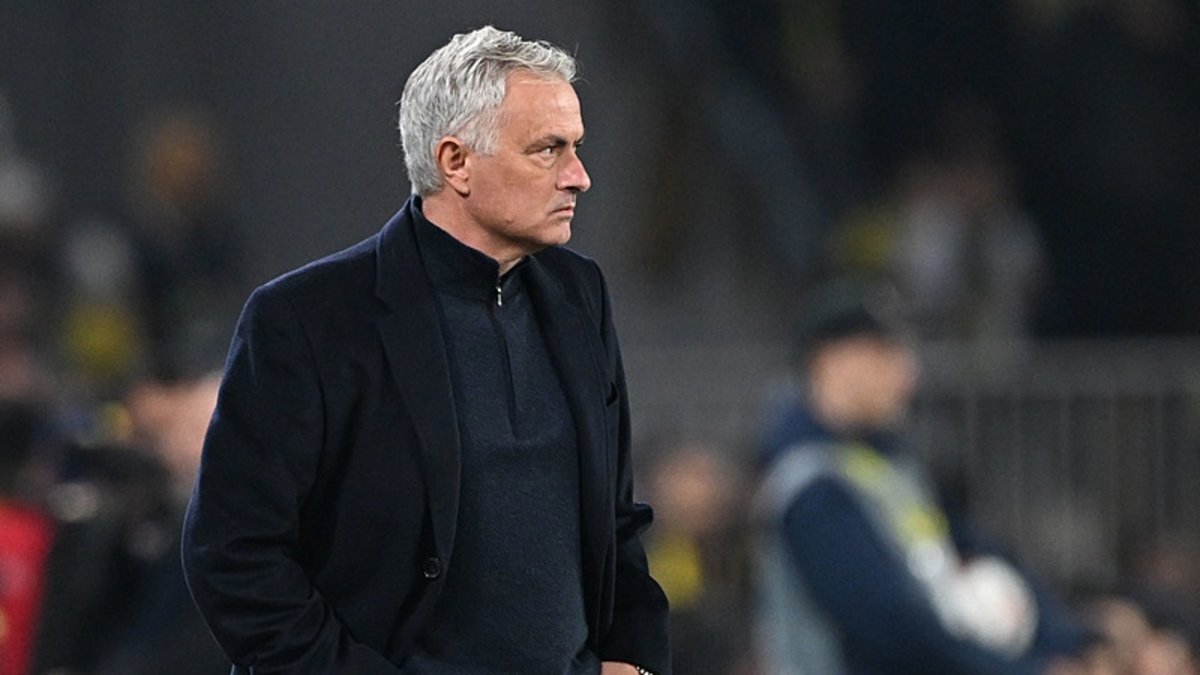 Mourinho planını belirledi! İşte Fenerbahçe'nin derbideki en büyük kozu Mourinho planını belirledi! İşte Fenerbahçe'nin derbideki en büyük kozu