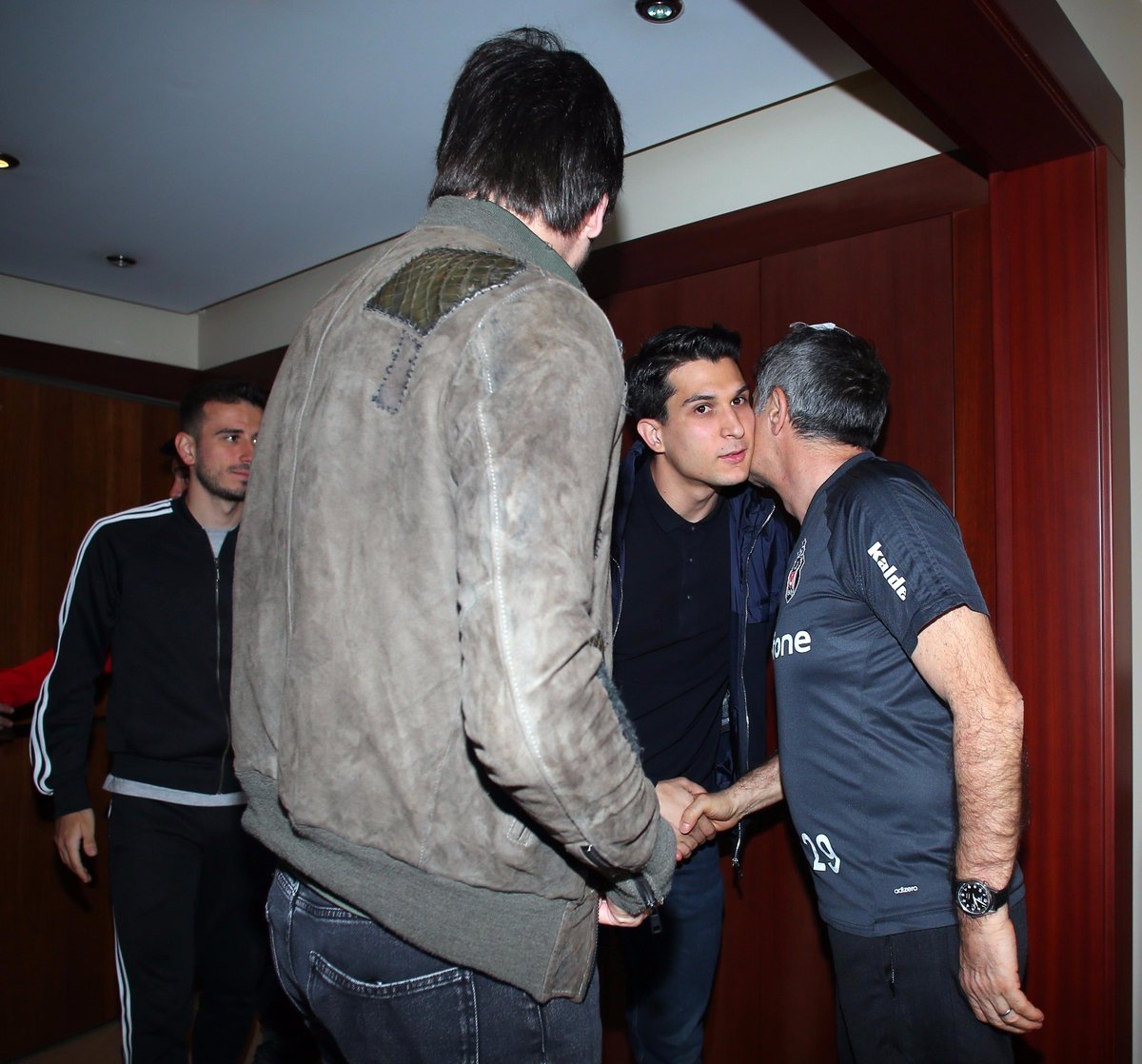 Kaptanlardan Şenol Güneş’e ziyaret