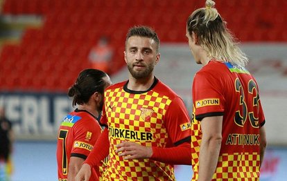 Galatasaray’ın yeni transferi Alpaslan Öztürk kimdir? Kaç yaşında ve nereli? Hangi takımlarda oynadı?