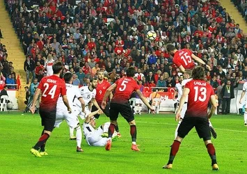 Arnavutluk'un aday kadrosu açıklandı