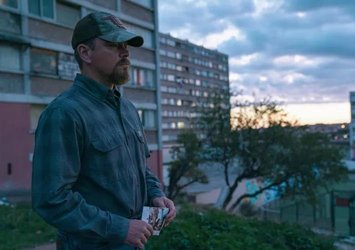 Durgun Su filminin konusu ne? Oyuncuları kim, film ne zaman çekildi? Yönetmeni kim?