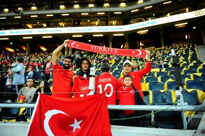İsveç - Türkiye maçından kareler