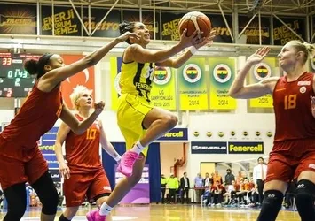Fenerbahçe derbiyi farklı kazandı