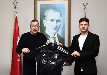 Beşiktaş'tan genç oyuncuya profesyonel sözleşme!