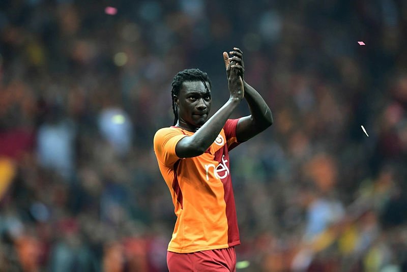 Gomis’in saçlarını kim kesecek!