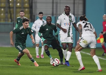 Erokspor Sakaryaspor’u rahat geçti