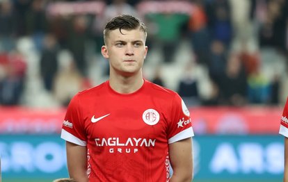 Trabzonspor’a Süper Lig’den sürpriz transfer!