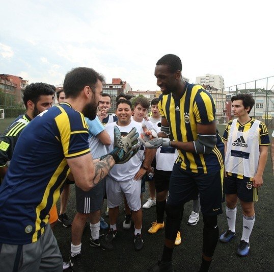 Ekpe Udoh kaleye geçti