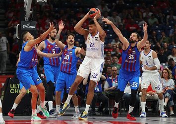 A. Efes'in finaldeki rakibi belli oldu!