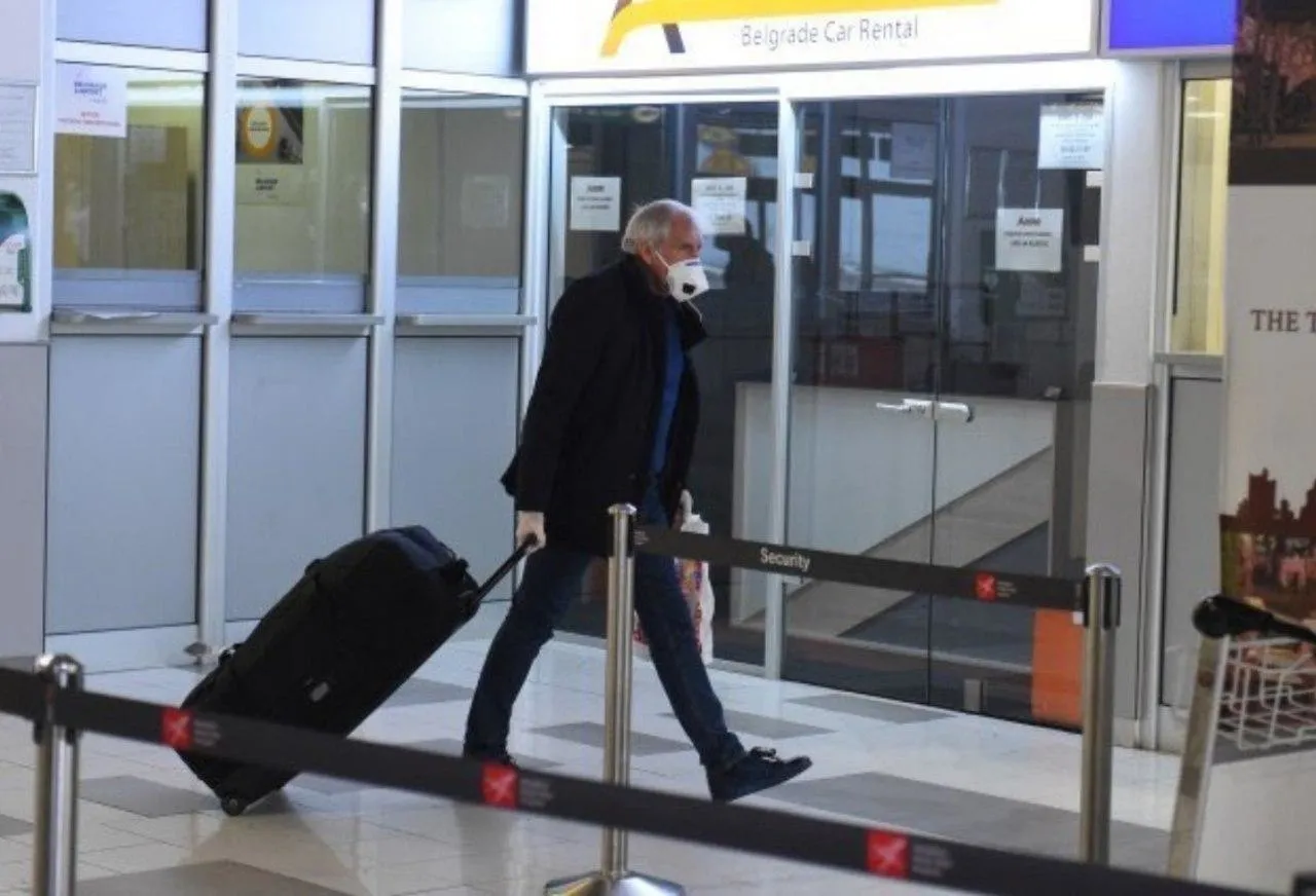 Fenerbahçe Beko'da Zeljko Obradovic Sırbistan'a döndü! İşte havaalanındaki o görüntü - 1
