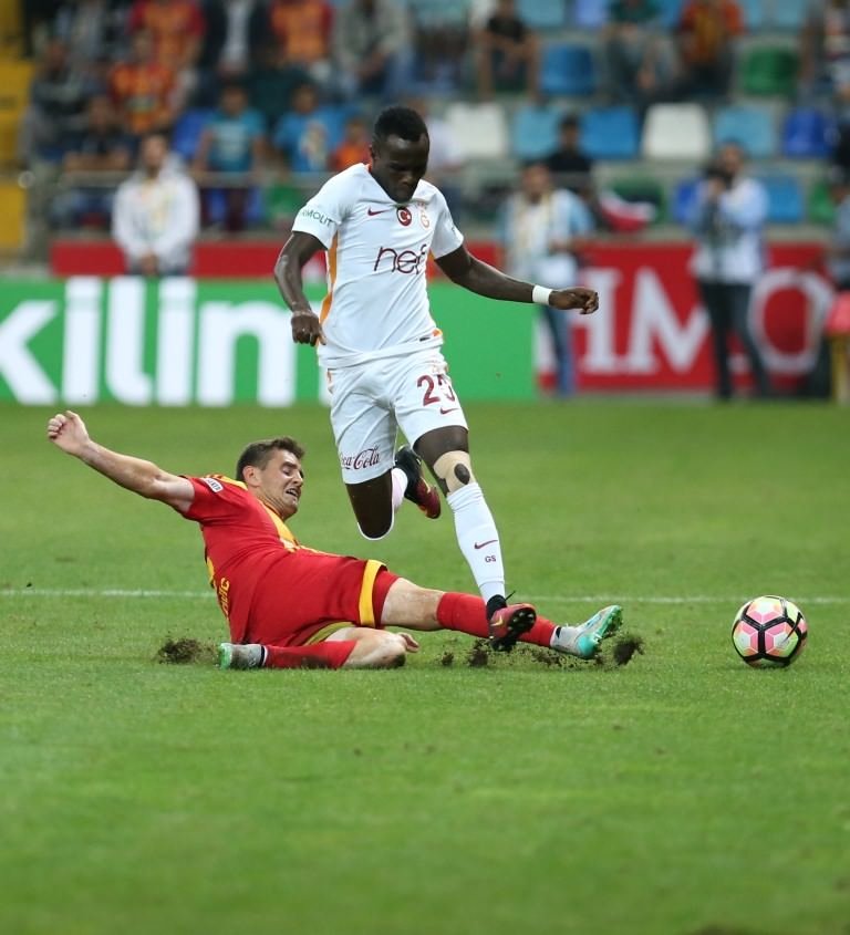 Galatasaray’dan devrim gibi karar!