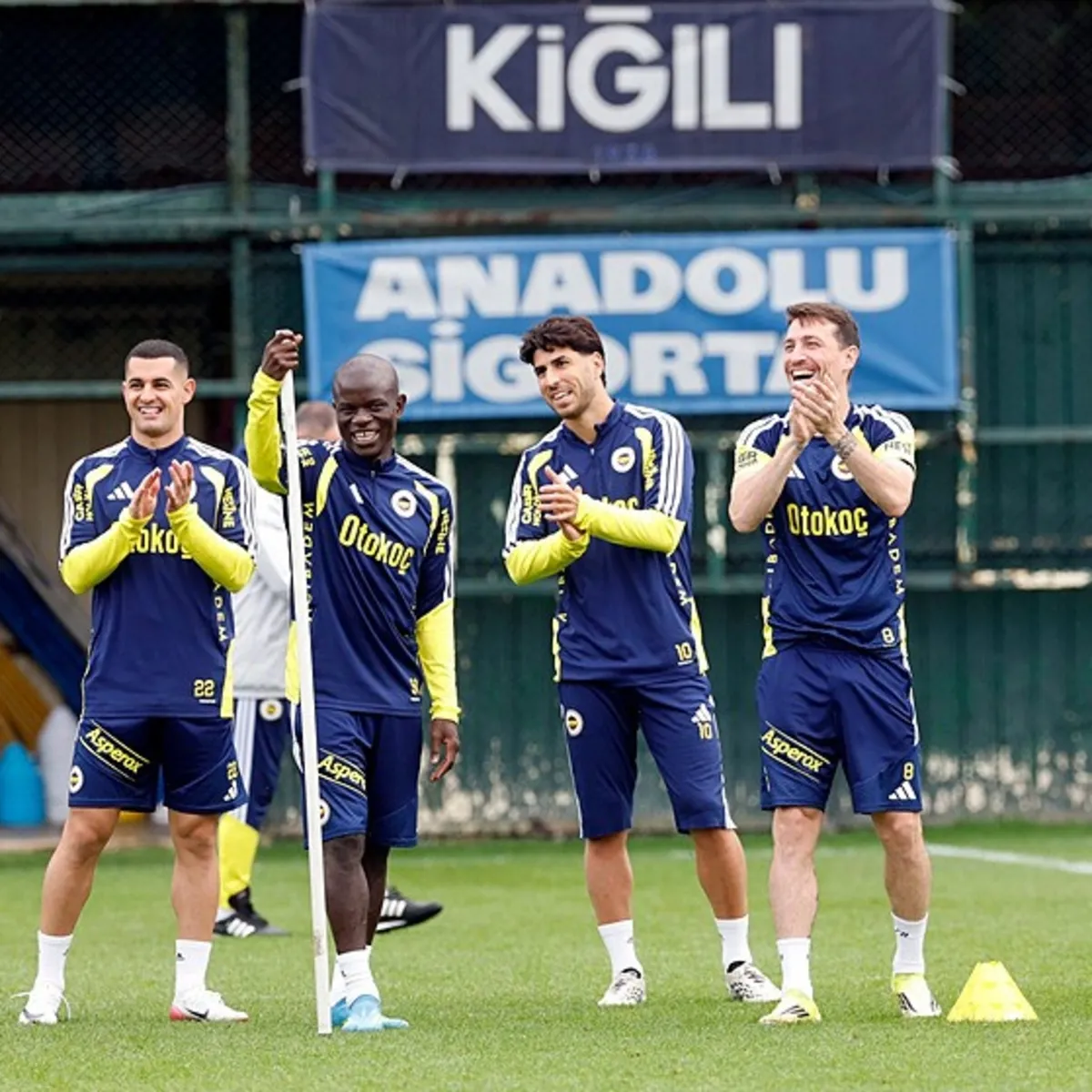 Fenerbahçe, Çaykur Rizespor maçı hazırlıklarını sürdürüyor