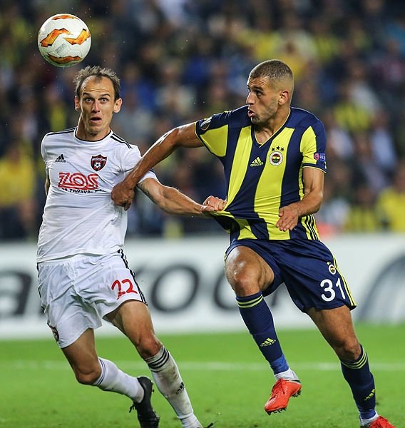 Slimani attı sosyal medya sallandı!