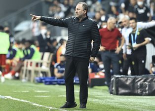Son dakika transfer haberi: Beşiktaş’ta ayrılık! Sergen Yalçın’ın gözdesiyle ipler kopma aşamasına geldi