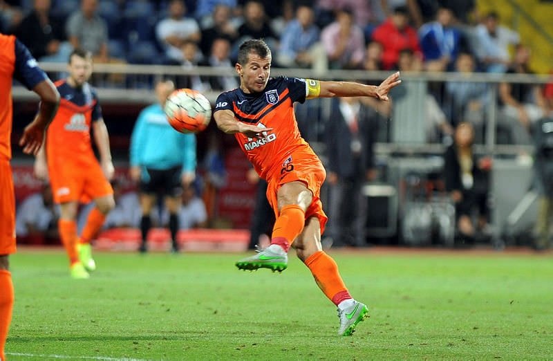 Emre Belözoğlu: Galatasaray’dan teklif aldım