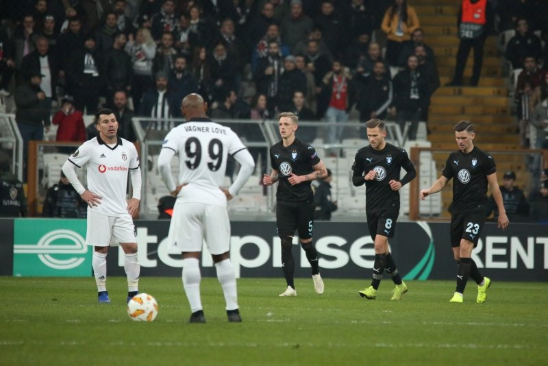 Beşiktaş - Malmö maçından kareler