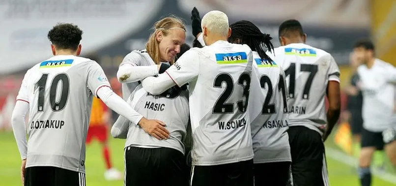 Beşiktaş'ta Mensah ve Vida ceza sınırında!