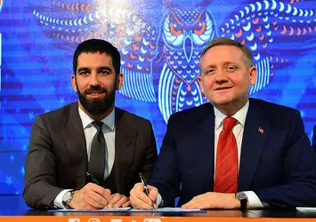 Arda Turan imzayı attı