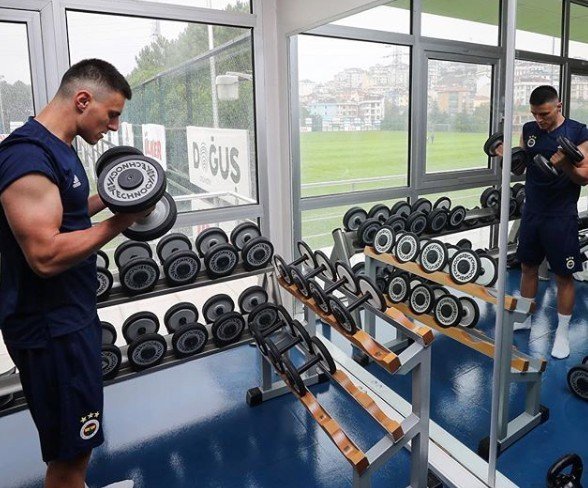 Eljif Elmas’ın inanılmaz değişimi!