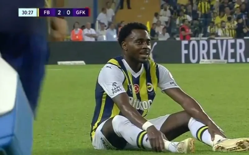 Fenerbahçe Gaziantep FK maçında Osayi Samuel sakatlandı! Oyuna devam edemedi - 1