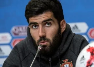 Fenerbahçe, Luis Neto'yu açıkladı