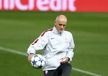 Galatasaray'da Taffarel göreve başladı