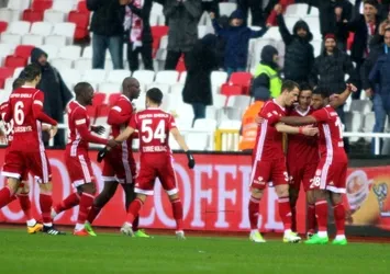 Beşiktaş, Sivas deplasmanında kayıp