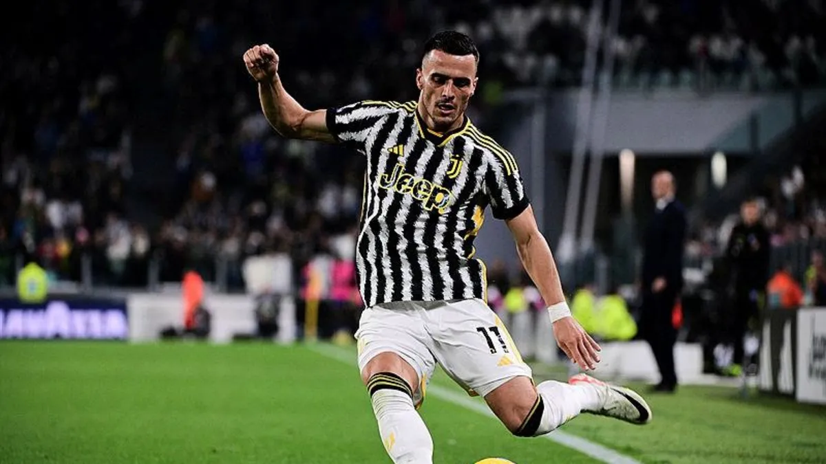 Fenerbahçe Filip Kostic'i açıkladı!