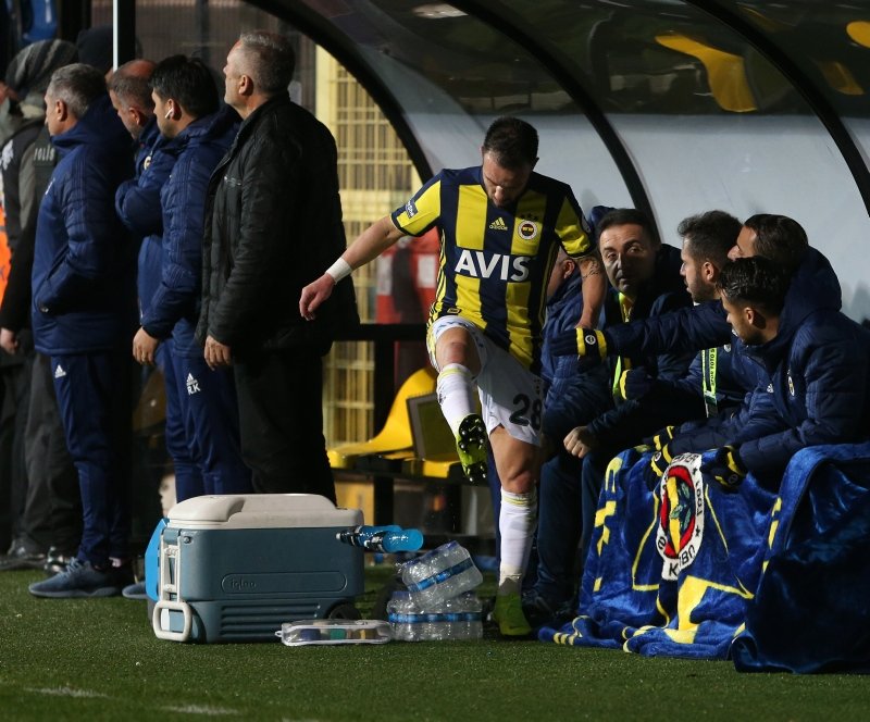 Fenerbahçe’de ilk yolcu belli oldu