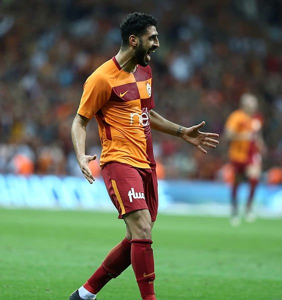 Tolga Ciğerci yıldızları solladı