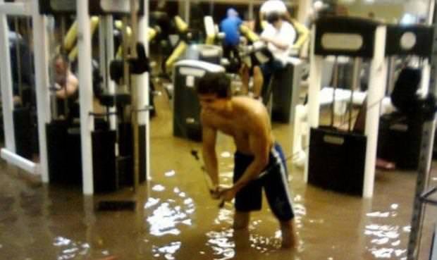 Spor salonlarından tuhaf görüntüler