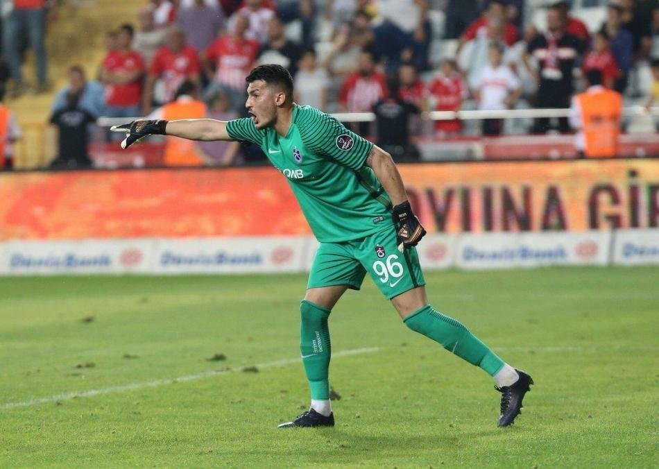 Sezon sonunda ayrılık var...