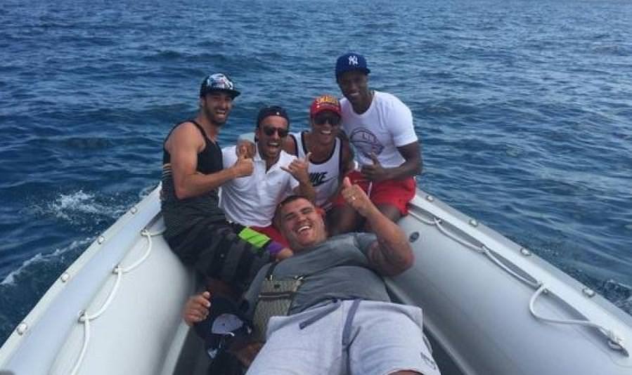 Ünlü futboluların tatil keyfi