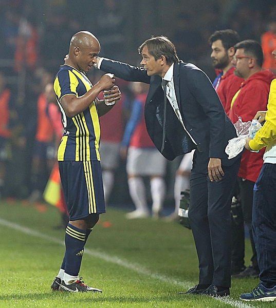 Ali Koç’tan Andre Ayew’e sert uyarı!