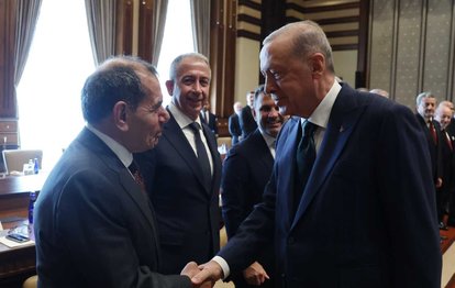 Başkan Recep Tayyip Erdoğan’dan, Dursun Özbek ve Okan Buruk’a tebrik telefonu