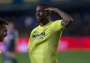 Bakambu, Villarreal'i golleriyle taşıyor