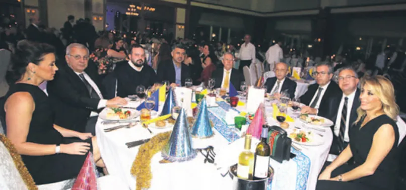 Personele yeni yıl partisi