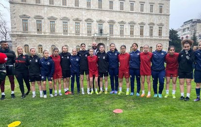 Beşiktaş, Fenerbahçe ve Galatasaray genç kadın futbol takımları “Women in Sports” etkinliği ile bir araya geldi