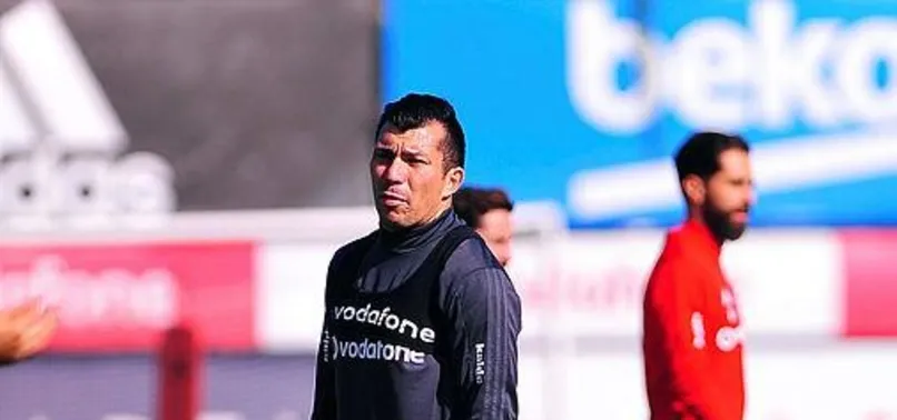 Boca’dan Medel’e yakın takip