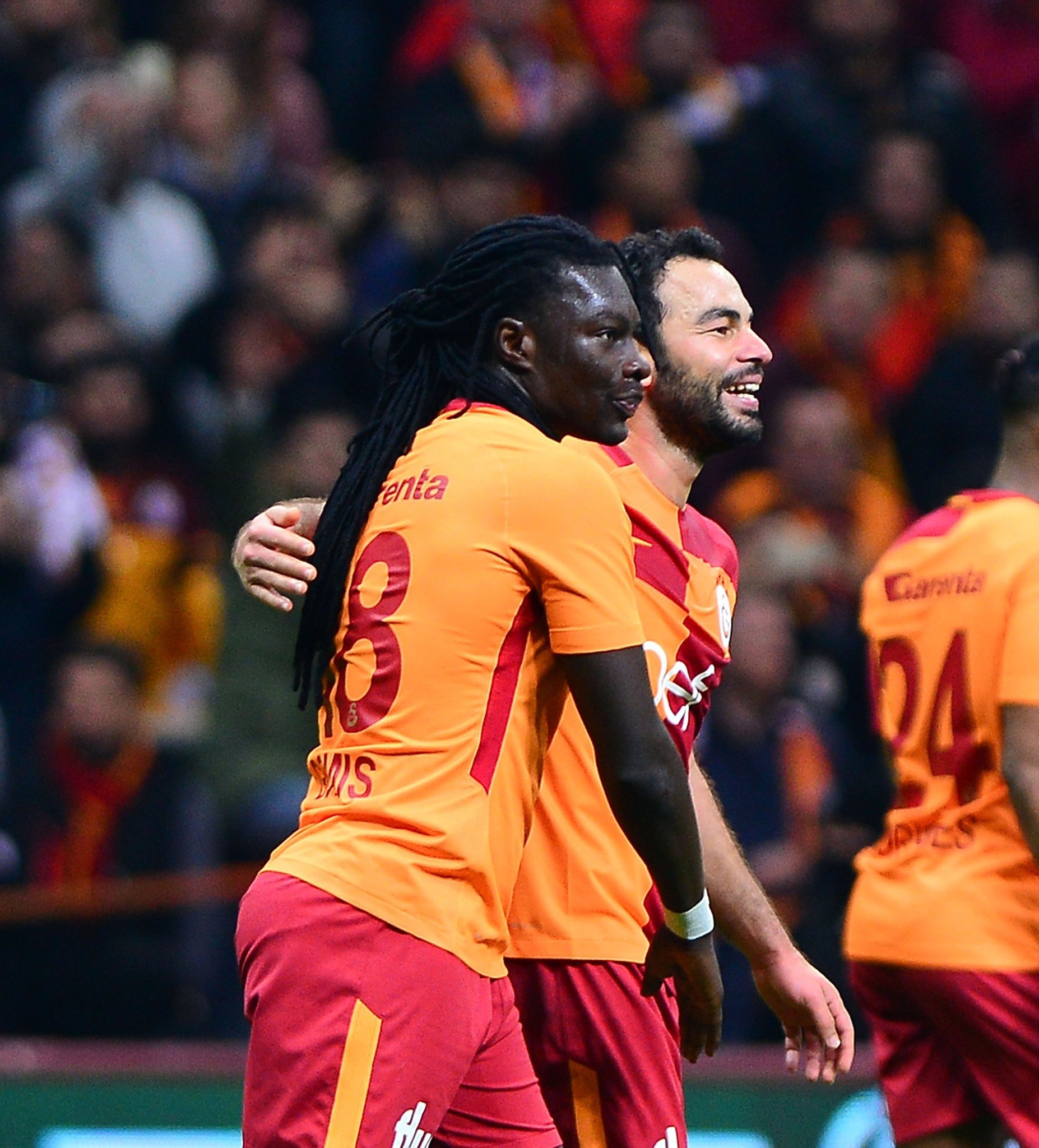 Terim ’İnan’dı, ücretini indiriyor!