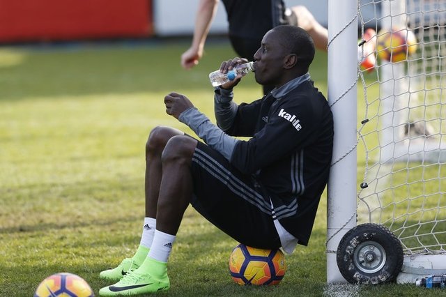 Beşiktaş’tan flaş Demba Ba kararı
