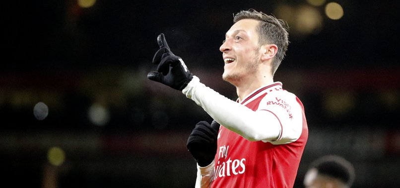Fenerbahçe'den çifte transfer bombası! Mesut Özil'le birlikte...