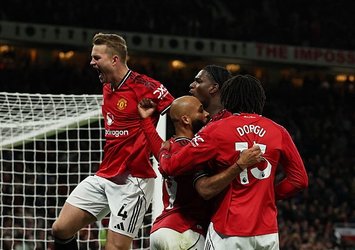 ManU evinde Brighton'ı devirdi!