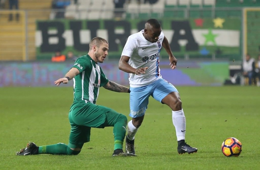 Bursaspor-Trabzonspor karşılaşmasından kareler