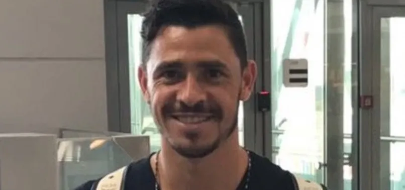 Fenerbahçe, Giuliano'yu resmen duyurdu