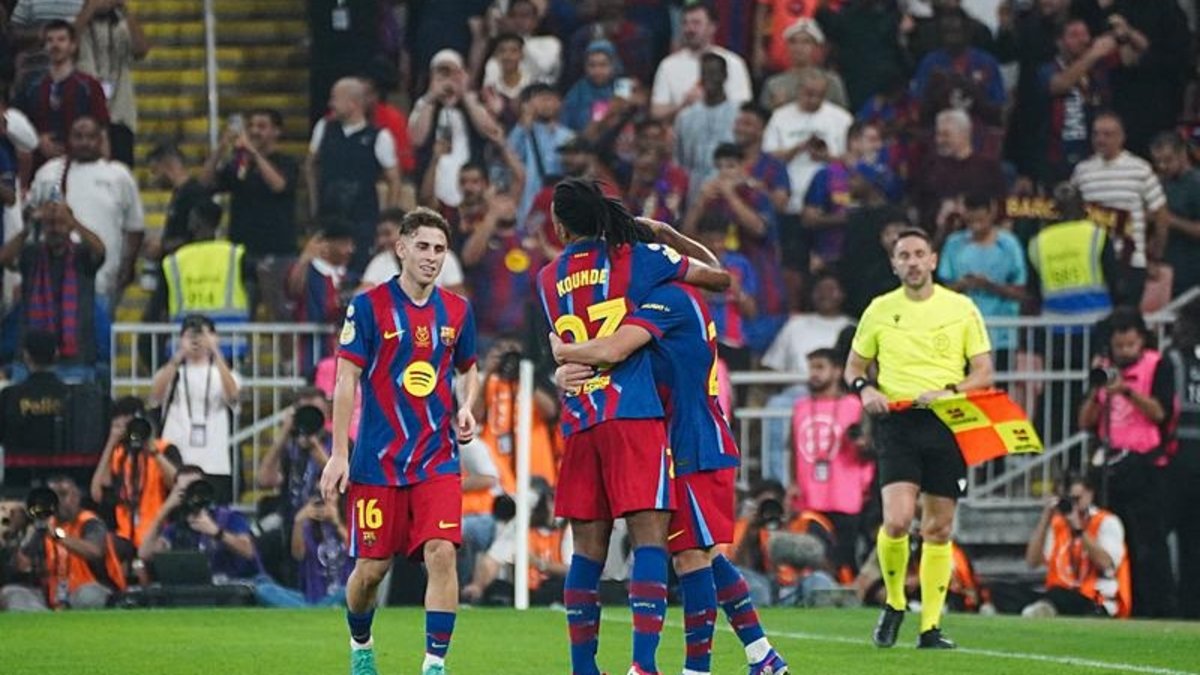 Barcelona İspanya Süper Kupa yarı finalinde Athletic Bilbao'yu rahat geçti! İşte maçın özeti