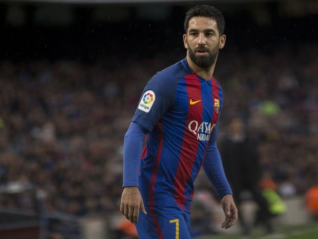 Arda Turan, Galatasaray’a gelmek istiyor