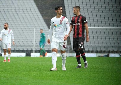 Bodrumspor, Burak Öksüz'le imzaladı