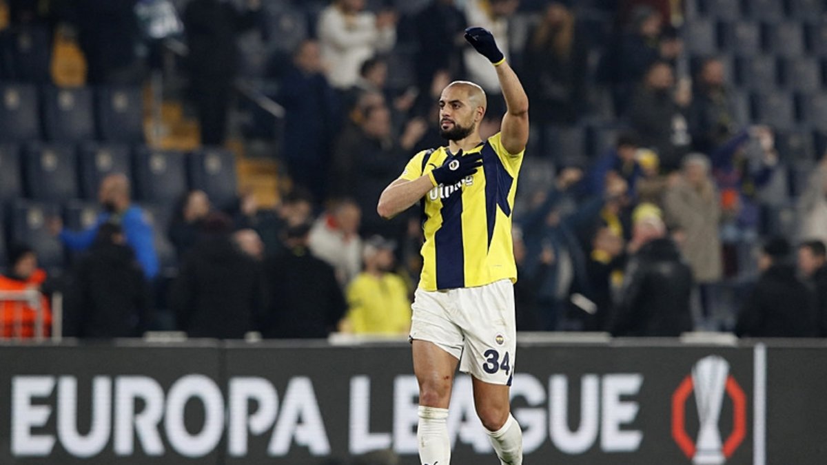TRANSFER HABERİ: Fenerbahçe'den Sofyan Amrabat kararı! Gelecek sezon takımda kalacak mı? TRANSFER HABERİ: Fenerbahçe'den Sofyan Amrabat kararı! Gelecek sezon takımda kalacak mı?