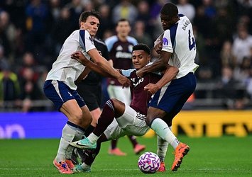 Aston Villa deplasmanda Tottenham'ı yıktı